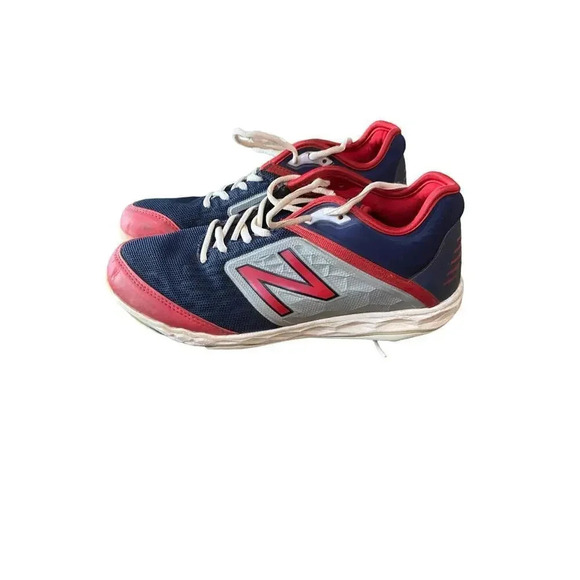 New Balance Women’s Fast pitch Softball Metal Cleats SMVELOA1 Size 9 - Picture 2 of 6